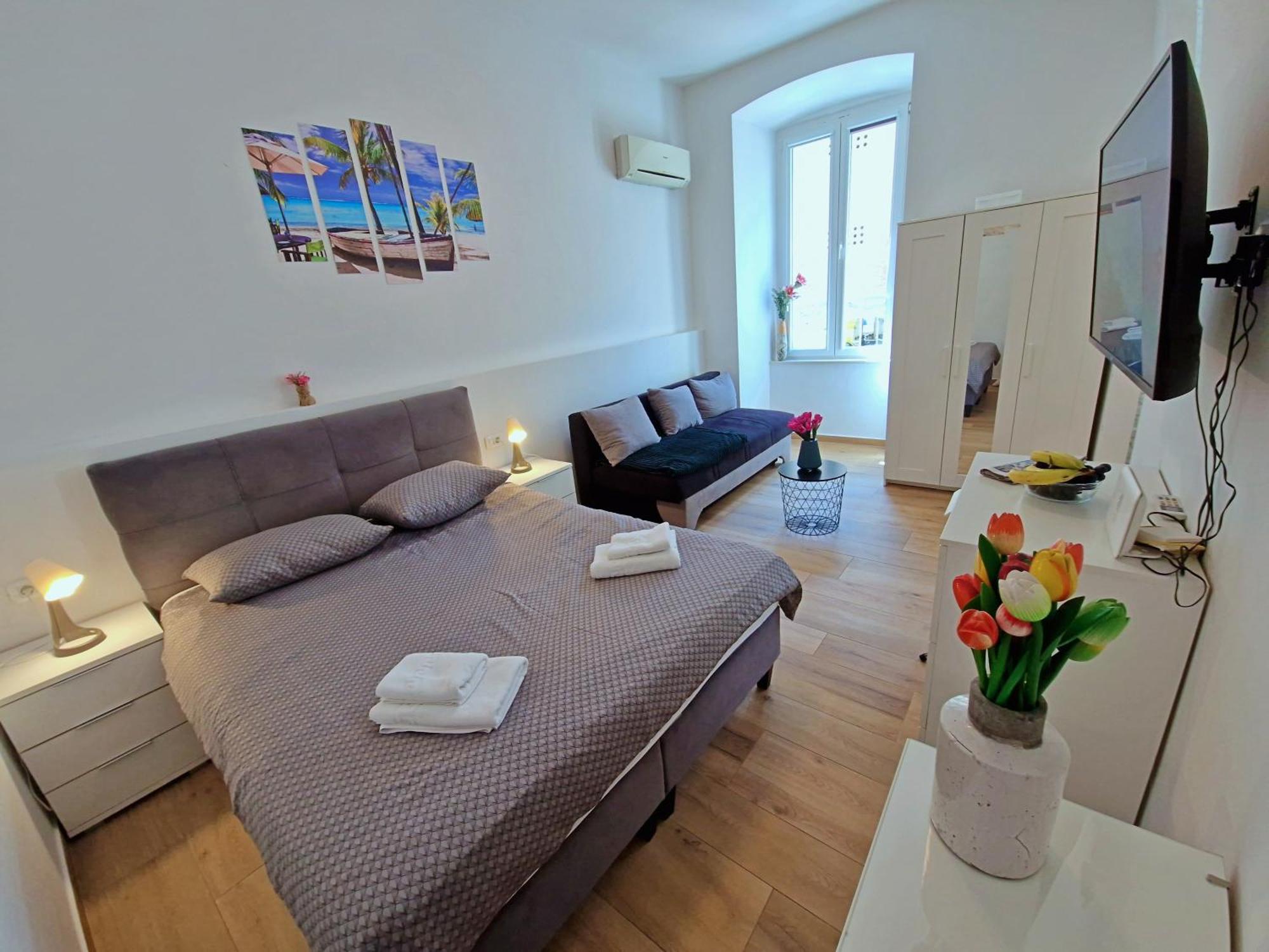 Lola'S Place Rijeka Exterior photo